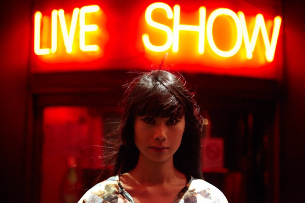 TIN, dj à suivre avec son Heroes In A frame Remixes