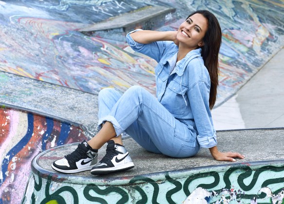 AUD REY se paye la tête des hommes avec Tous les mêmes