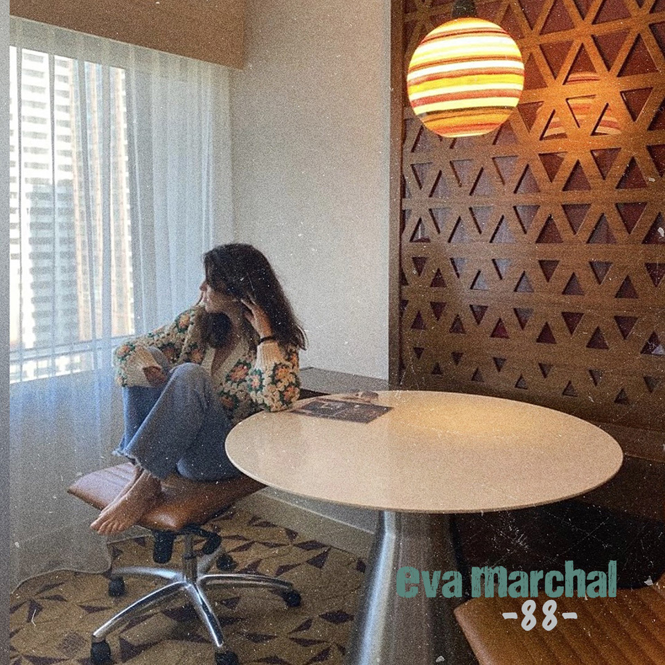 Eva Marchal, la magicienne de la pop, sort son nouvel album 88 - Dans la tête des filles