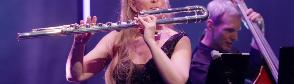 Nadia Labrie, la flûtiste canadienne, rend un superbe hommage à Claude Bolling - Dans la Tête des filles